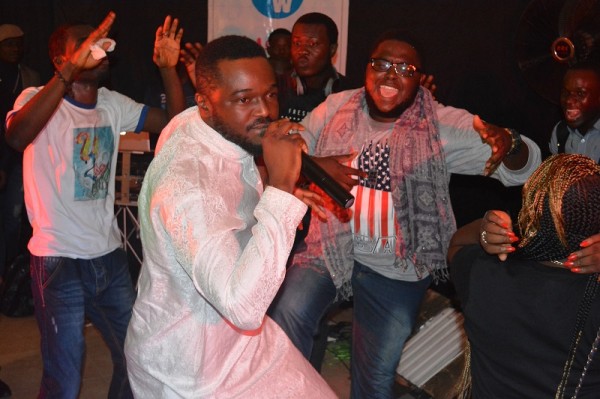 Is that azonto? Mike Abdul on the mic, Isaac Geralds on the groove