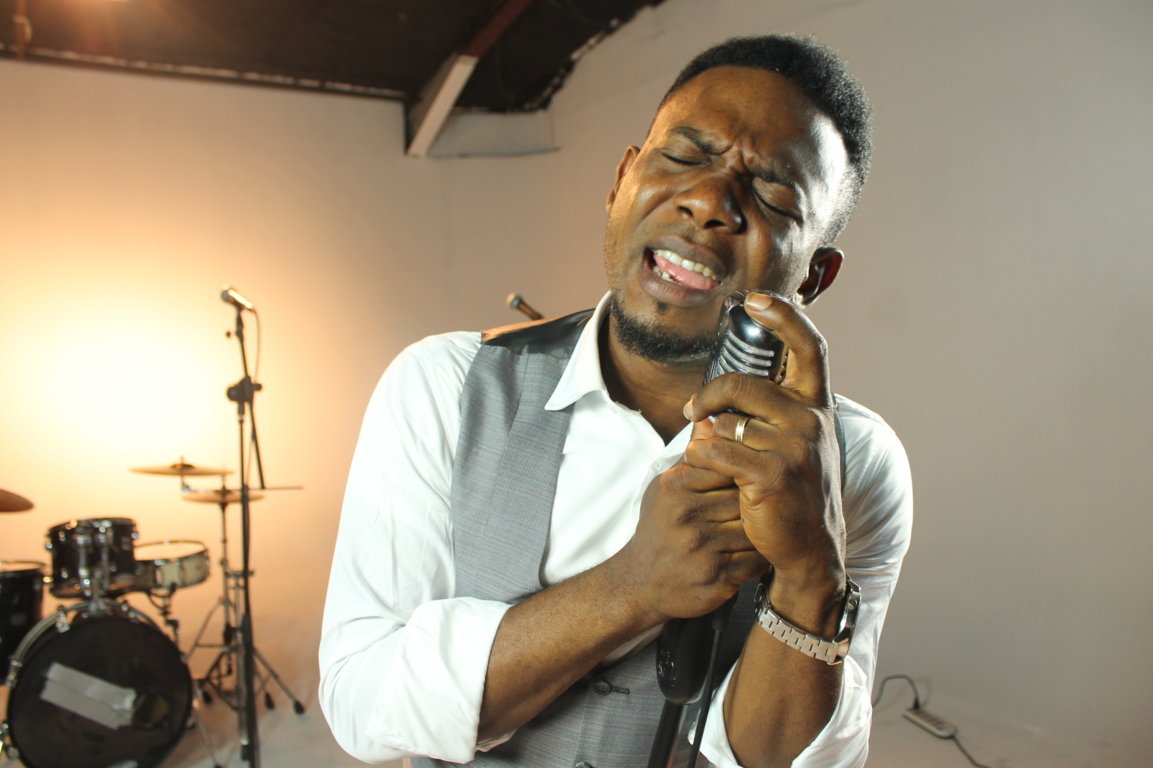 Chris Shalom - Behind The Scenes 6