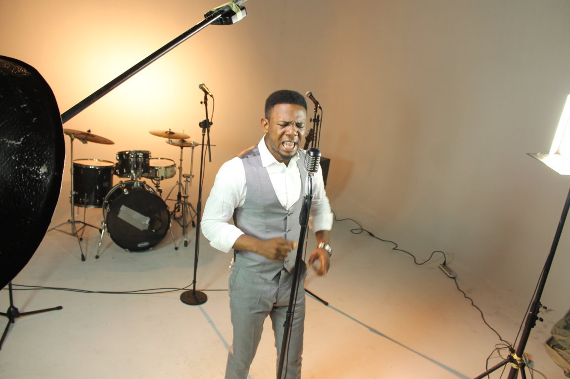 Chris Shalom - Behind The Scenes 8