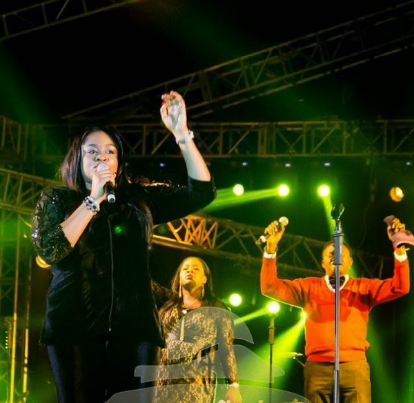 Sinach2