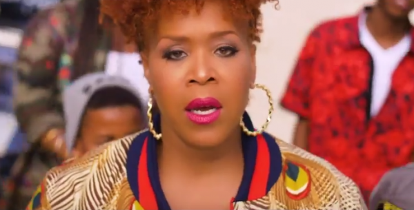 Tina Campbell - We Livin